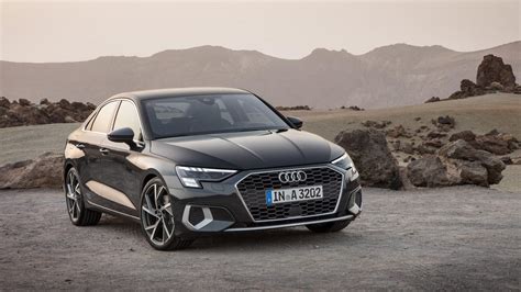 Audi A3 sedan scores bold looks, mild-hybrid tech - CNET