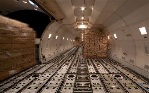 Movie - Cargo Plane Interior - AirlineReporter : AirlineReporter