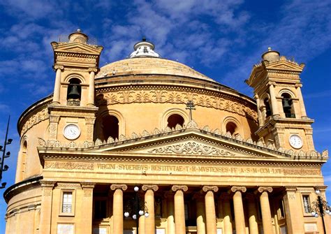 Mosta: Parish Church — Buildings of Malta