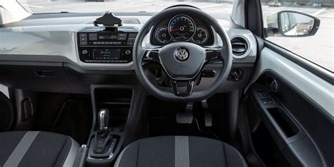 Volkswagen e-Up Interior & Infotainment | Carwow