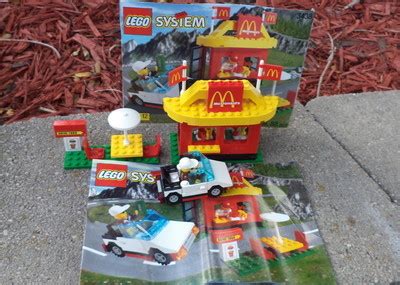 Lego Town City McDonalds Drive Thru Restaurant 3438 Complete without ...