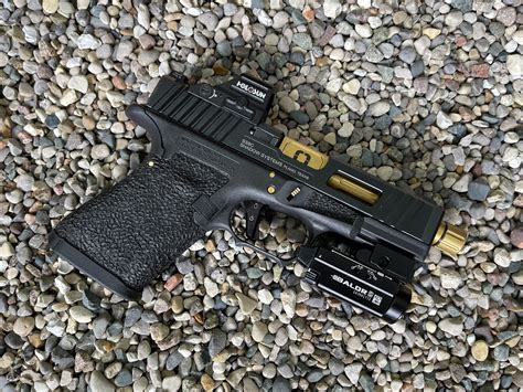 Upgrading the Glock 19 with Olights BALDR S Light Laser Combo | The ...