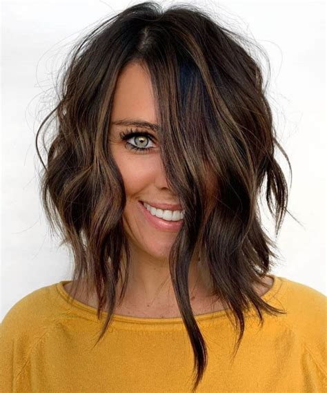 10 Lob Hairstyles for Thick Wavy Hair - PoP Haircuts