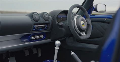 Here's What Makes The Lotus Elise Interior Unique (The Good, The Bad ...