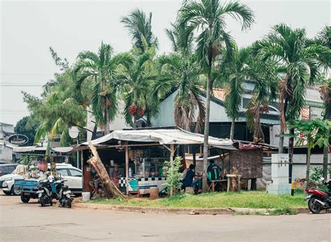 A Familiar Stillness in Warung Kopi - Manual Jakarta