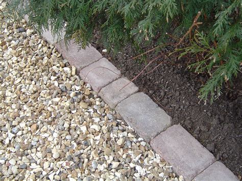 Landscaping Design: Landscaping edgers pavers