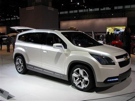 Chevrolet Orlando HD 2013 Gallery Cars Prices, Wallpaper, Specs Review