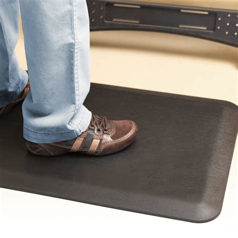 Standing Desk Pad NewLife by GelPro Anti Fatigue Mat: Eco-Pro Foam Anti ...