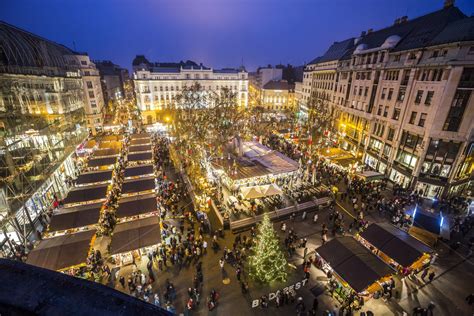 Budapest Christmas Market to be Held Again after Last Year's Hiatus