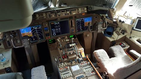 767 Cockpit Retrofit : aviation