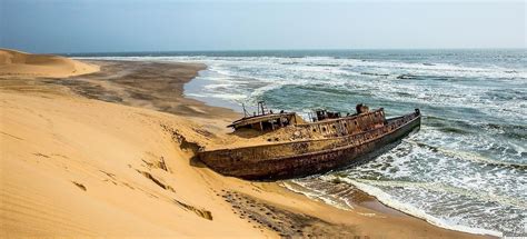 NAMIBIA. SKELETON COAST | National parks, Beautiful islands, Earth pictures