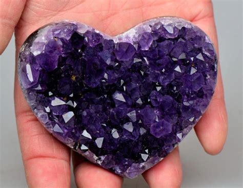 Amethyst The World's Most Popular Purple Gem. Birthstone for February ...