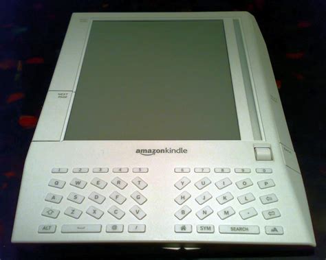 Retromobe - retro mobile phones and other gadgets: Amazon Kindle (2007)