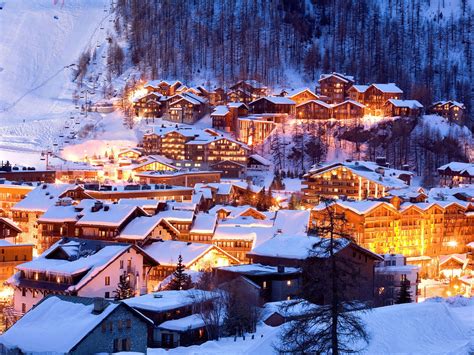 The 10 best ski resorts for the perfect Christmas Holidays – Classy and ...