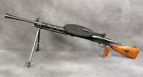 Russian WWII DP 28 Display Machine Gun – International Military Antiques