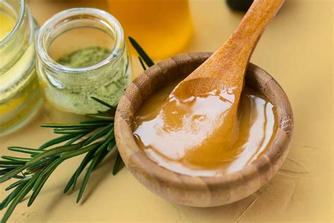 5 Manuka Honey Recipes for a Quick Health Boost [2024]