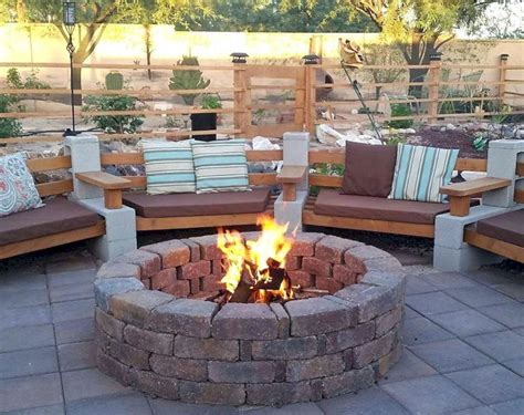 31 Inspiring Backyard Fire Pit Ideas - MAGZHOUSE