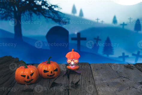 Spooky cemetery with glow halloween pumpkin 10266165 Stock Photo at ...