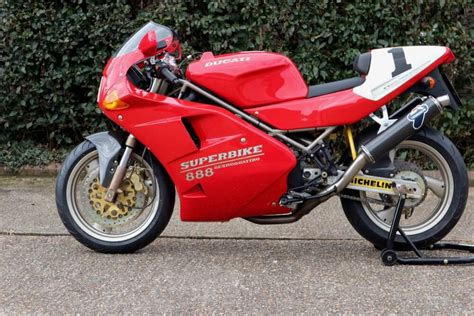 Ducati 888 SP5 - Classic Super BikesClassic Super Bikes