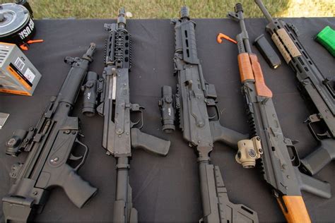 AR15 VS AK47 Comparison - State of Guns