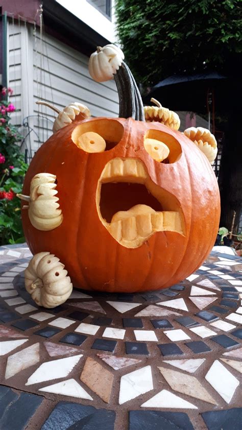 27 Unbelievably Clever Pumpkin Carving Ideas For Halloween