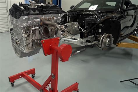 Tearing Down The New 2020 Supra B58 Inline-Six Cylinder Engine