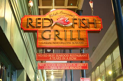 Red Fish Grill Dress Code