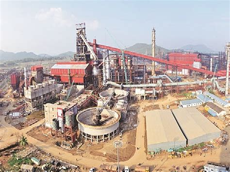 Squatters moved, Tata Steel clears land hurdle for Phase-II at ...