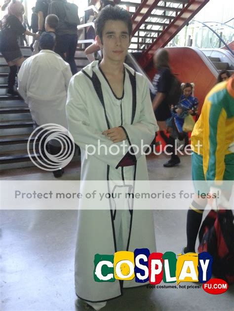 Aizen Sousuke Cosplay Photos