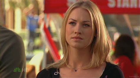 Yvonne in Chuck - Yvonne Strahovski Photo (722846) - Fanpop