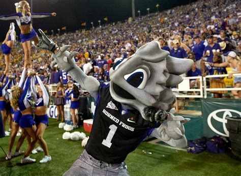 Top 25 College Football Mascots, Hot Clicks - Sports Illustrated