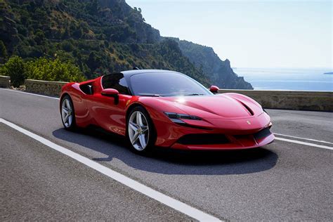 Ferrari SF90 Stradale Reviews - (MUST READ) 13 SF90 Stradale User Reviews