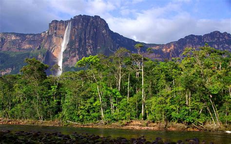 Angel Falls In Venezuela High Rocky Mountains, Tropical Forest With ...