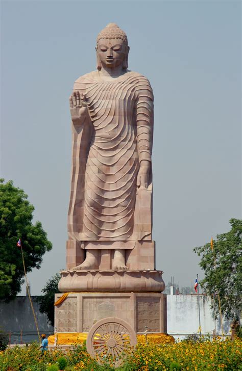 Buddha Statue, Sarnath, Varanasi, Uttar Pradesh, India | Buddhismus ...