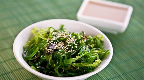 Benefits of Seaweed Salad from the Nutrient Contents - Fresh Seaweed ...