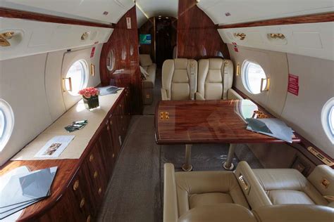 Gulfstream G550 Charter Flights | Stratos Jet Charter