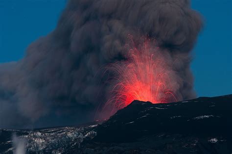 5 Explosive Volcanic Eruptions and Related Hazards - Open Petrology