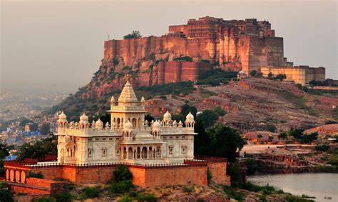 Mehrangarh Fort, Jodhpur, India photo on Sunsurfer