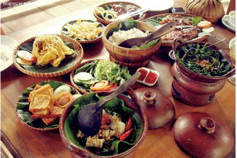 10 Tempat Wisata Kuliner di Bogor Lagi Hits di TikTok