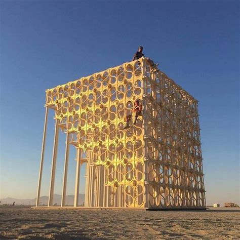 Burning Man art installations are what dreams are made of - Barnorama