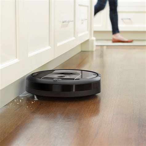 iRobot Roomba i7 Robot Vacuum | Overnight Delivery