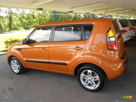 Ignition Orange 2011 Kia Soul + Exterior Photo #67277896 | GTCarLot.com