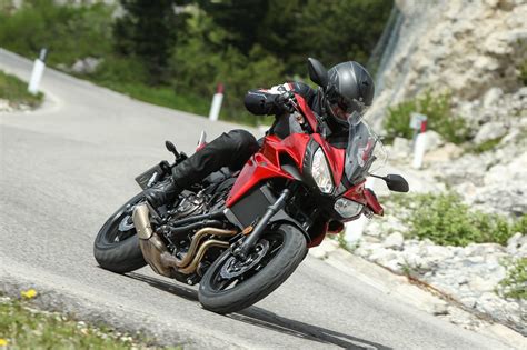 Real Riders: Yamaha Tracer 700 Review, Unbeatable Mix!