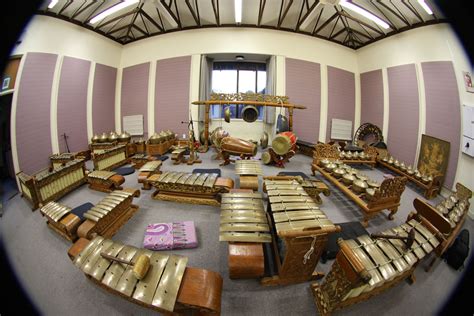 Javanese Gamelan Workshop – Music of Sound