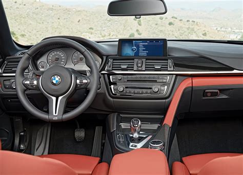 BMW M4 Convertible Interior Design in Detail - autoevolution