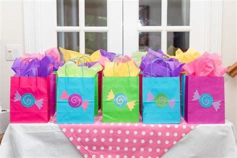 Candy favor bags, Sweets party bag, candyland party, Sweet one party ...