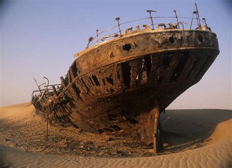 30 Beautifully Haunting Shipwrecks From Around the World | Skeletons ...