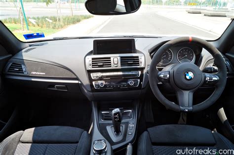 TEST DRIVE REVIEW: BMW 120i M Sport - Autofreaks.com