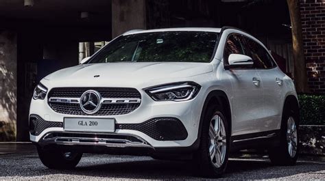 2021 Mercedes-Benz GLA 200 Price, Specs, Reviews, News, Gallery, 2022 ...