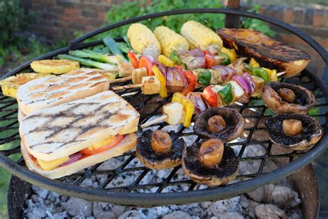 Everything you need for a Plant-Based Braai Broodjie | ProVeg SA